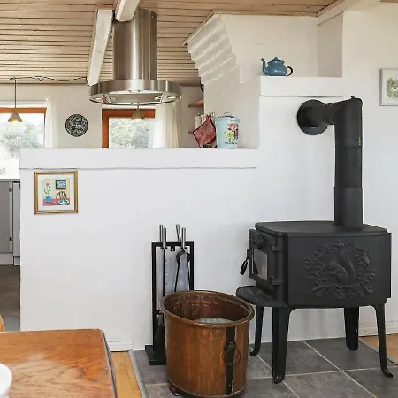 Two-bedroom Holiday In Thyholm 3